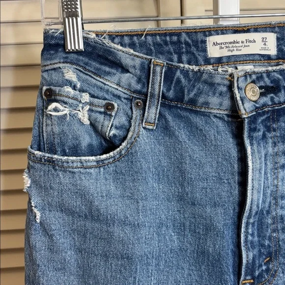 Abercrombie & Fitch Medium Blue Curve Love High Rise 90's Relaxed Jean Sz 4 Long - Picture 4 of 10